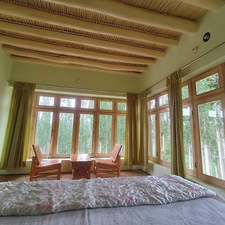 Streamlet Homestay Лех Екстериор снимка