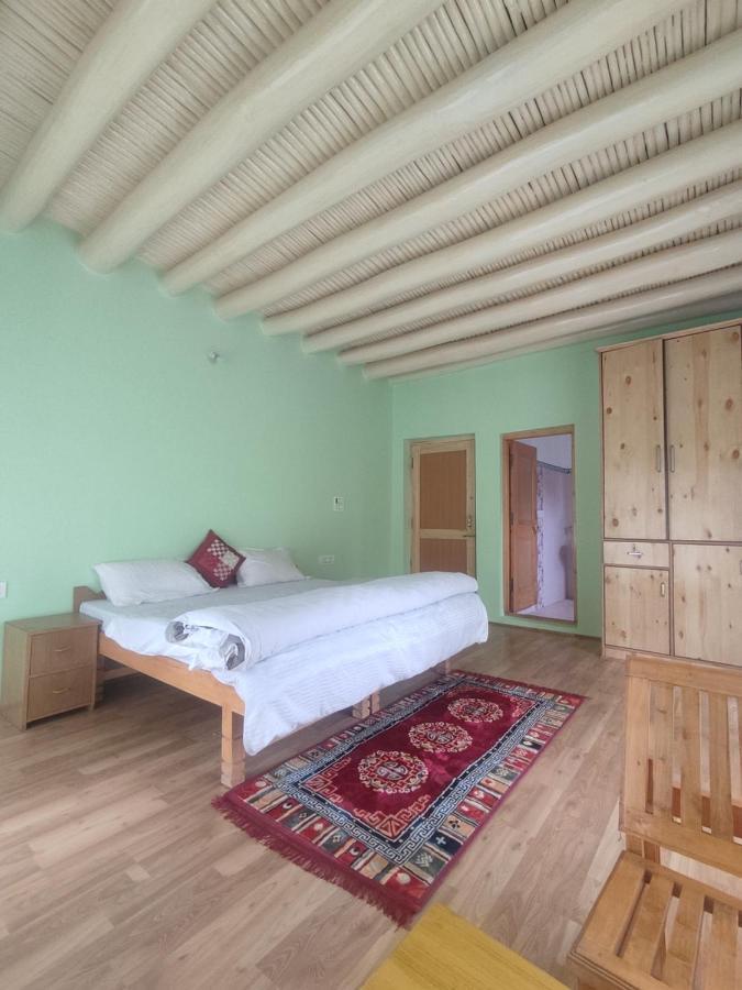 Streamlet Homestay Лех Екстериор снимка