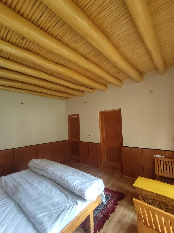 Streamlet Homestay Лех Екстериор снимка